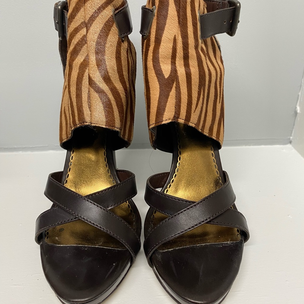 Brown animal print heels